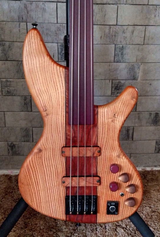 MV4FL Bass